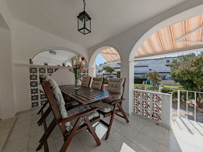 Image No.12-3 Bed House for sale