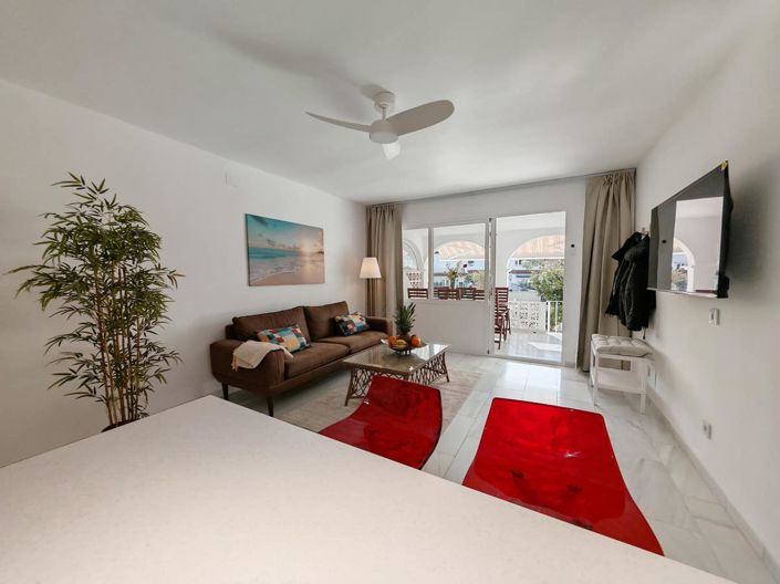 Image No.3-3 Bed House for sale