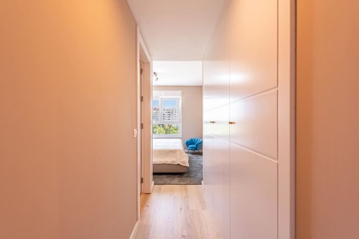 Image No.10-3 Bed Apartment for sale