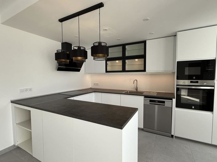 Image No.2-3 Bed Apartment for sale