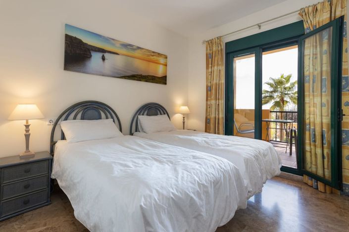 Image No.12-2 Bed Apartment for sale