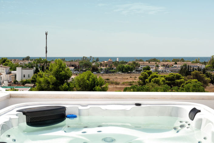 Image No.3-3 Bed Apartment for sale