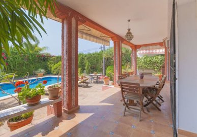 r5064568-destination-marbella-image-3