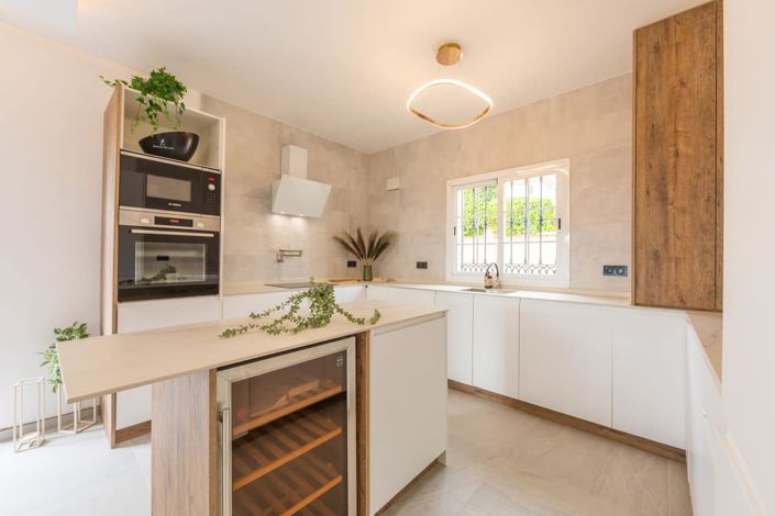 Image No.5-3 Bed House for sale
