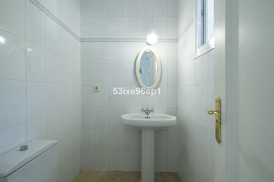 r5271403-destination-marbella-image-12