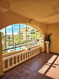 r5300320-destination-marbella-image-3