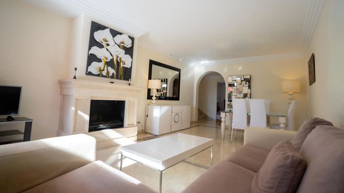 Image No.12-2 Bed Apartment for sale