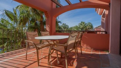 r5330047-destination-marbella-image-1