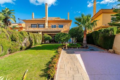 r5337877-destination-marbella-image