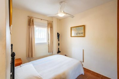 r5337877-destination-marbella-image-9