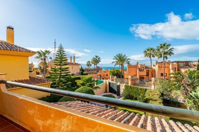 r5337877-destination-marbella-image-3