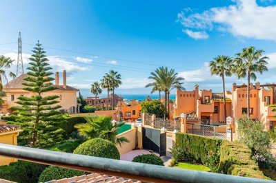 r5337877-destination-marbella-image-5