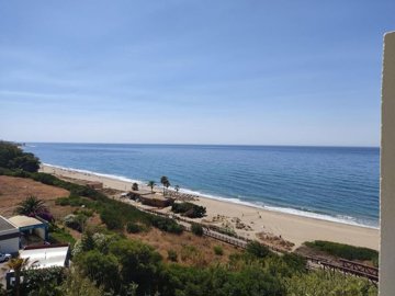 r5338846-destination-marbella-image-10