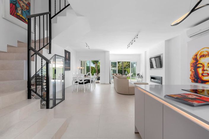 Image No.5-4 Bed House for sale