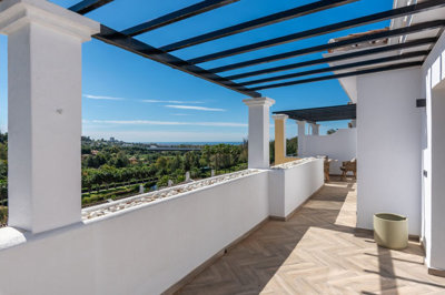 r5371564-destination-marbella-image-11
