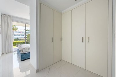 r5371747-destination-marbella-image-11