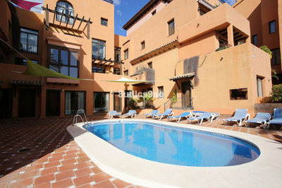 r3898675-destination-marbella-image