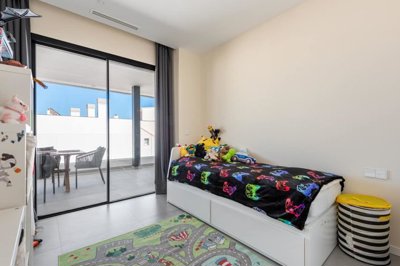 r5214454-destination-marbella-image-14