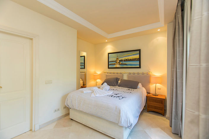 Image No.14-3 Bed Apartment for sale