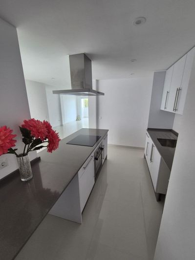 Image No.13-3 Bed Apartment for sale