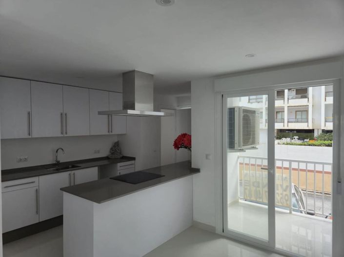 Image No.14-3 Bed Apartment for sale