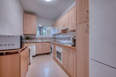 r5360704-destination-marbella-image-13