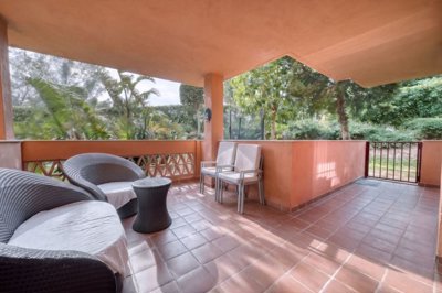r5360704-destination-marbella-image-1