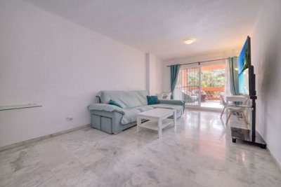 r5360704-destination-marbella-image-4