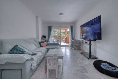 r5360704-destination-marbella-image-6