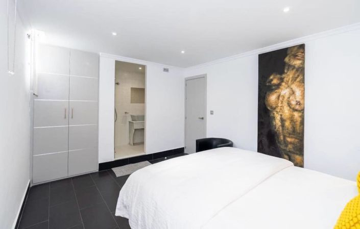 Image No.14-6 Bed House for sale