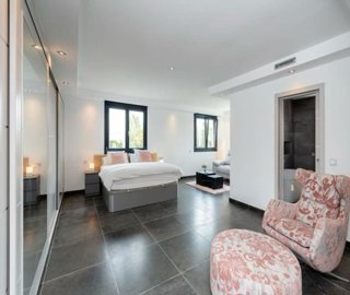 r5384212-destination-marbella-image-8