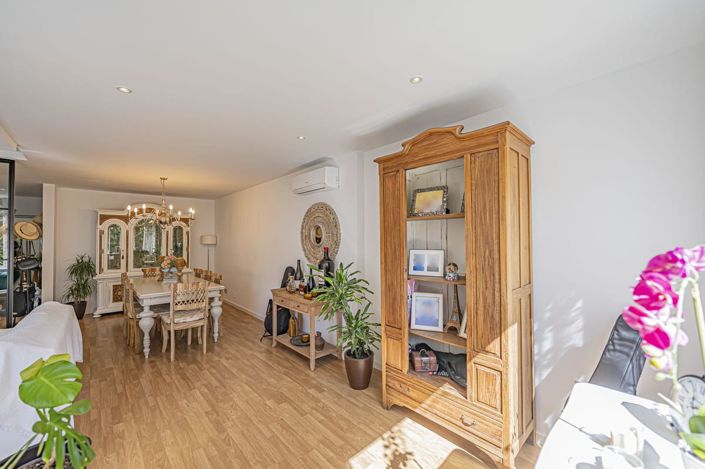 Image No.15-2 Bed House for sale