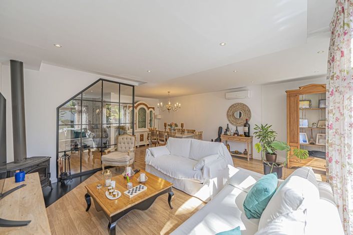 Image No.2-2 Bed House for sale