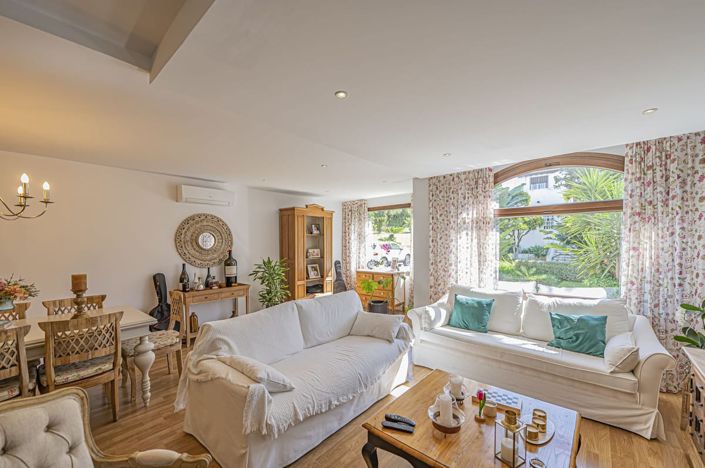 Image No.3-2 Bed House for sale