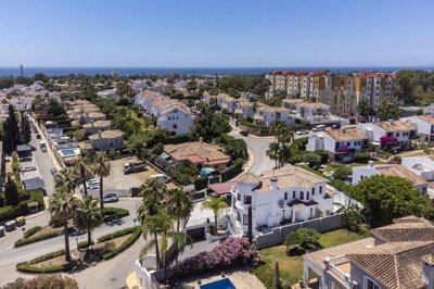 r5401063-destination-marbella-image-4