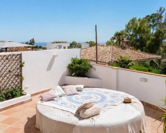 r5417878-destination-marbella-image-11