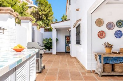 r5417878-destination-marbella-image-14