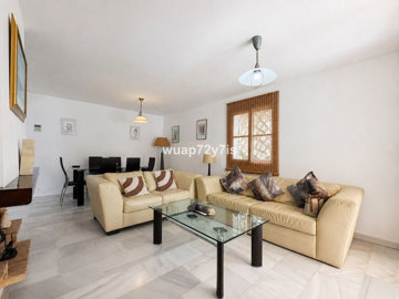 r5101006-destination-marbella-image-4