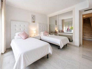 r5101006-destination-marbella-image-8