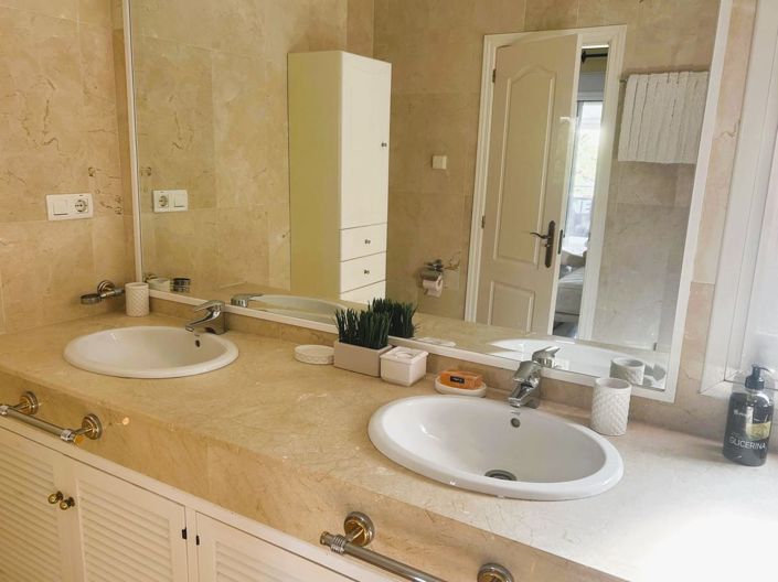 Image No.5-2 Bed Apartment for sale