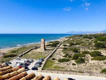 r5370172-destination-marbella-image-13