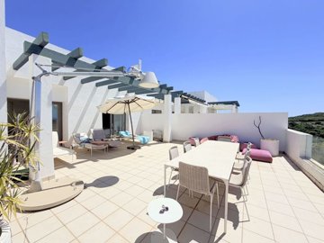 r5394364-destination-marbella-image-2