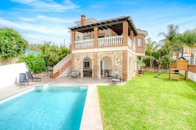 r5396836-destination-marbella-image