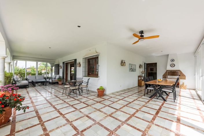 Image No.14-4 Bed House for sale