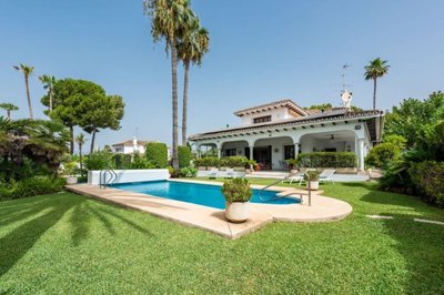 r5447320-destination-marbella-image-2