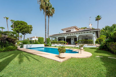 r5447320-destination-marbella-image-2