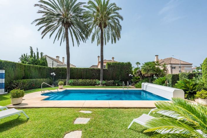 Image No.6-4 Bed House for sale