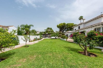 r5447320-destination-marbella-image-6