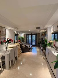 r5447542-destination-marbella-image-9