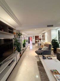 r5447542-destination-marbella-image-10